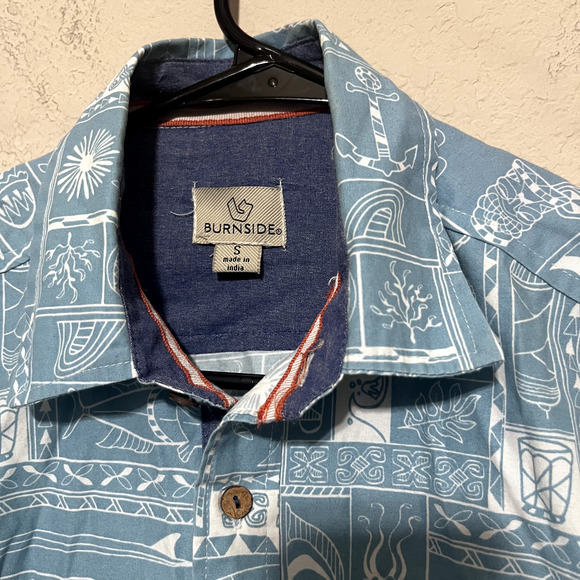 Burnside Button up Casual Shirt sz S Short Sleeve Blue Beach Fish Tropical Tiki - Picture 2 of 8